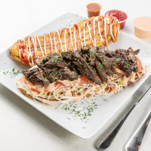 PATACON DE CARNE ASADA